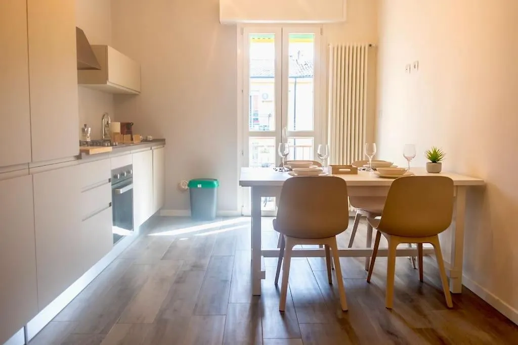 Apartment Modern Centraal Gelegen Appartement In Bologna.